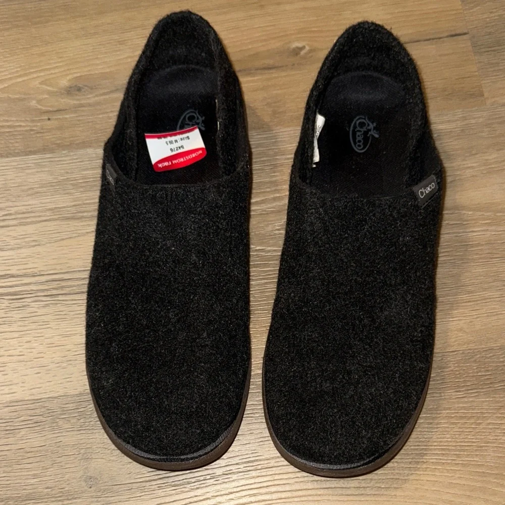 New Chaco Revel Men's Black Shoes, Size 9.5, Bottom Box Included - Picture 4 of 9